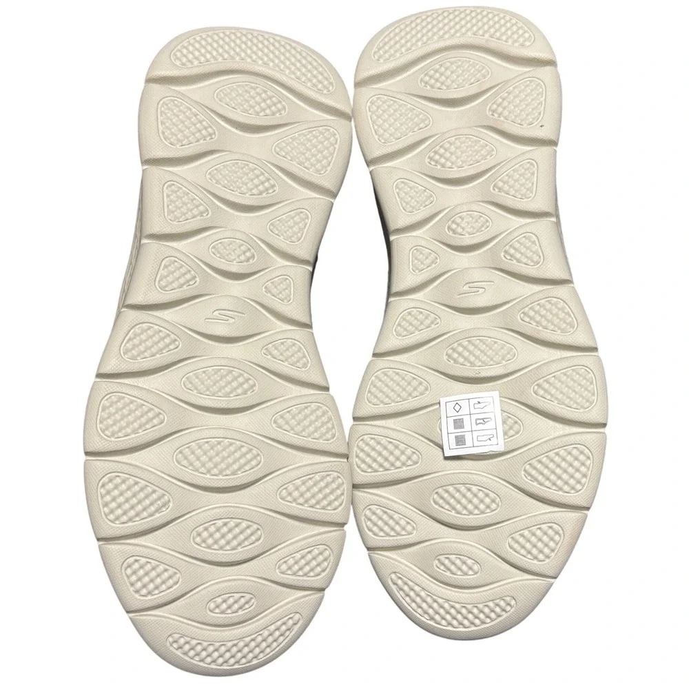Skechers Slip‑On Comfort Sneakers Travel Sketchers Shoes Khaki Mens 7.5 Womens 9